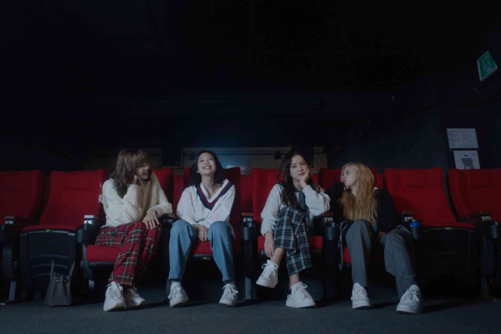 BLACKPINK: Light Up The Sky