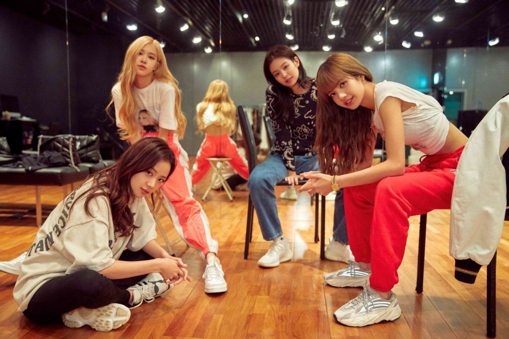 REVIEW: 'BLACKPINK: Light Up the Sky' is an Intimate Look at Stars 1 BLACKPINK: Light Up The Sky