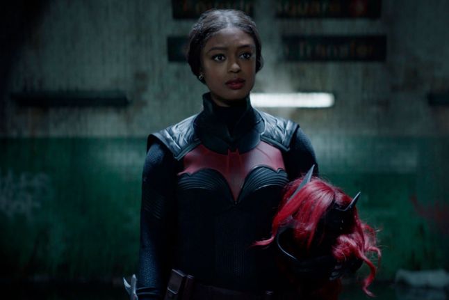 REVIEW: 'Batwoman' Season 2, Episode 1 - "Whatever Happened to Kate Kane?" 1 Batwoman season 2