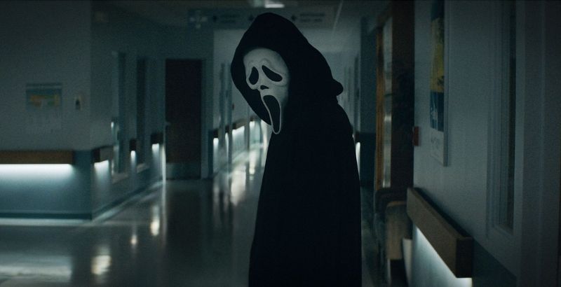 REVIEW: Scream (2021) Returns to Woodsboro with a Bloody Bang 1 Scream (2022) - But Why Tho
