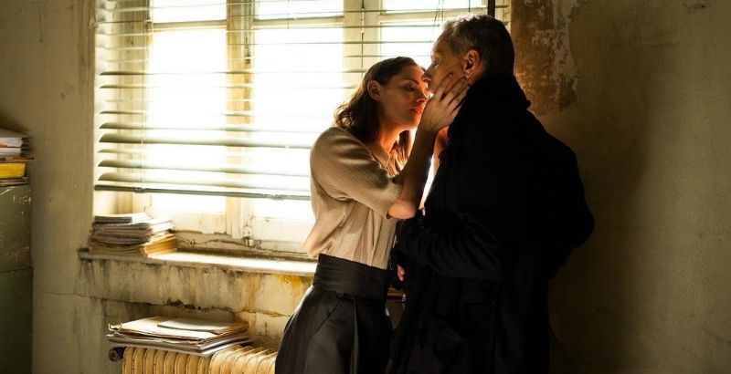 REVIEW: 'Crimes of the Future' Showcases the Beauty of Body Horror 1 Crimes of the Future - But Why Tho