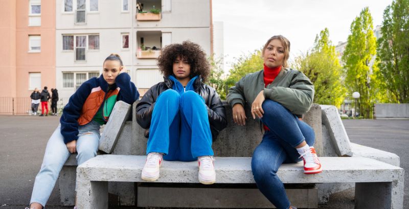 REVIEW: 'Thicker Than Water' Is A Well-Made French Thriller 1 Thicker Than Water - But Why Tho