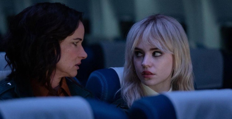 REVIEW: “Yellowjackets” Season 2 Fails to Stick the Landing 1 Yellowjackets Season 2