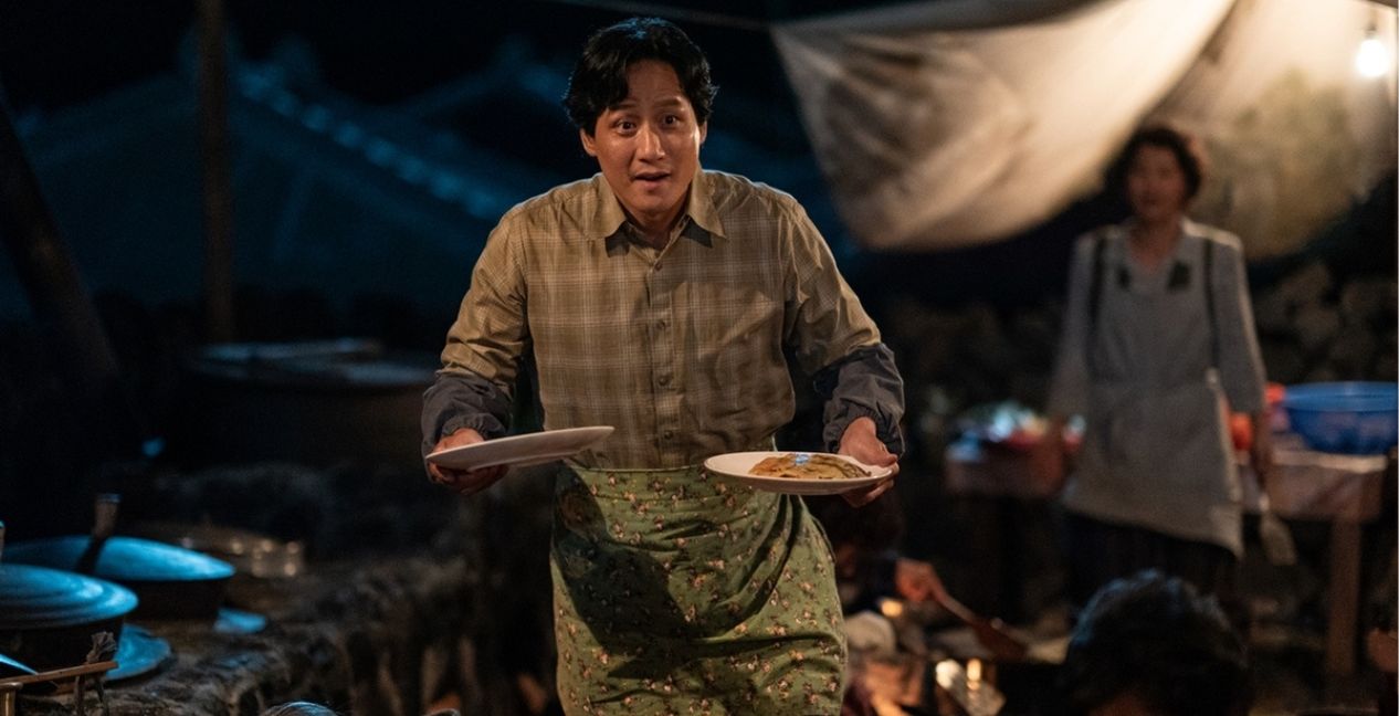 Park Hae-Joon in When Life Gives You Tangerines Volume 2