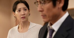Claudia Kim in Hur Jin-ho 's A Normal Family